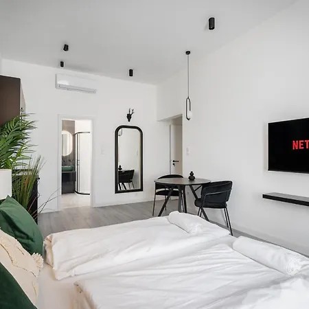 R6 - Boutique Apartments, Location By Bqa Apartamento