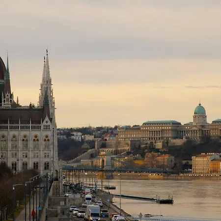 R6 - Boutique Apartments, Location By Bqa Budapest