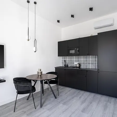 R6 - Boutique Apartments, Location By Bqa *