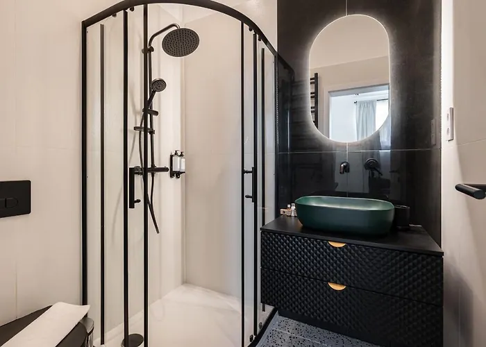 R6 - Boutique Apartments, Location By Bqa *