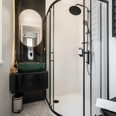R6 - Boutique Apartments, Location By Bqa