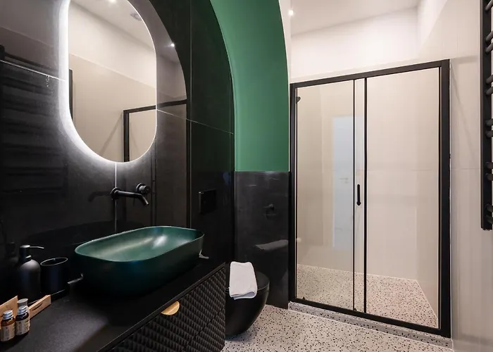 R6 - Boutique Apartments, Location By Bqa *