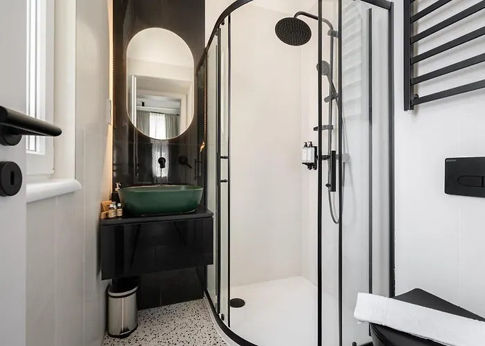 R6 - Boutique Apartments, Location By Bqa
