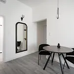 R6 - Boutique Apartments, Location By Bqa Budapest
